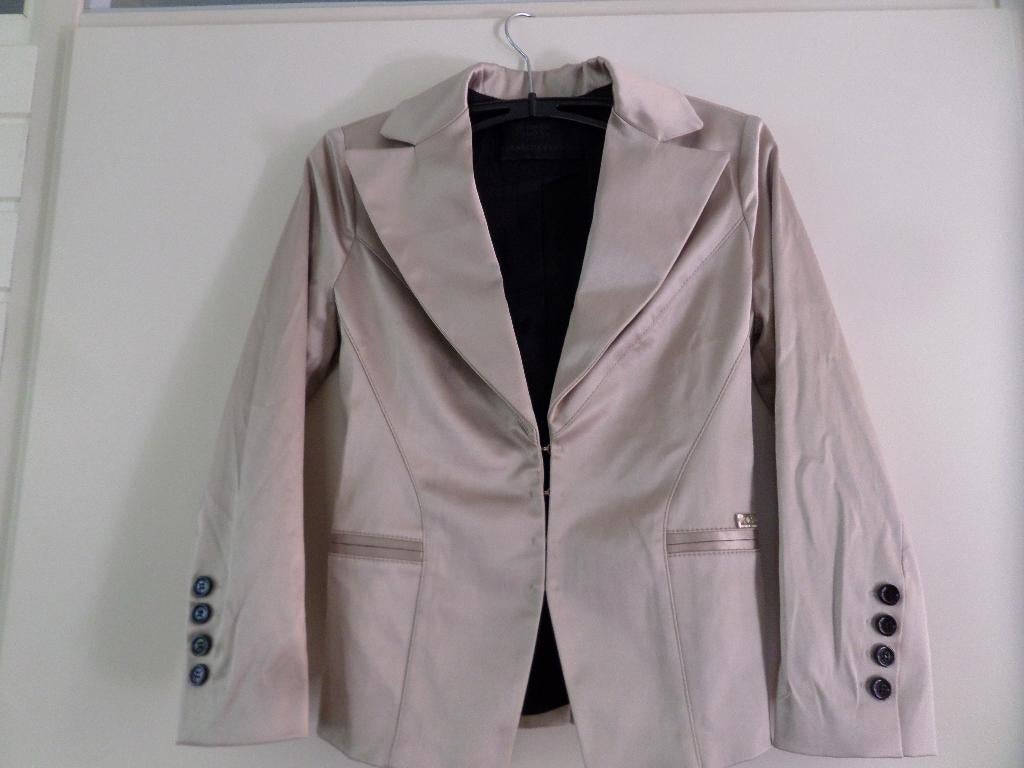 Elisabeth Franchi-Celyn b.colbert/jasje. beige/zandkleurig., Kleding | Dames, Elisabeth Franchi, Beige, Nieuw, Ophalen of Verzenden
