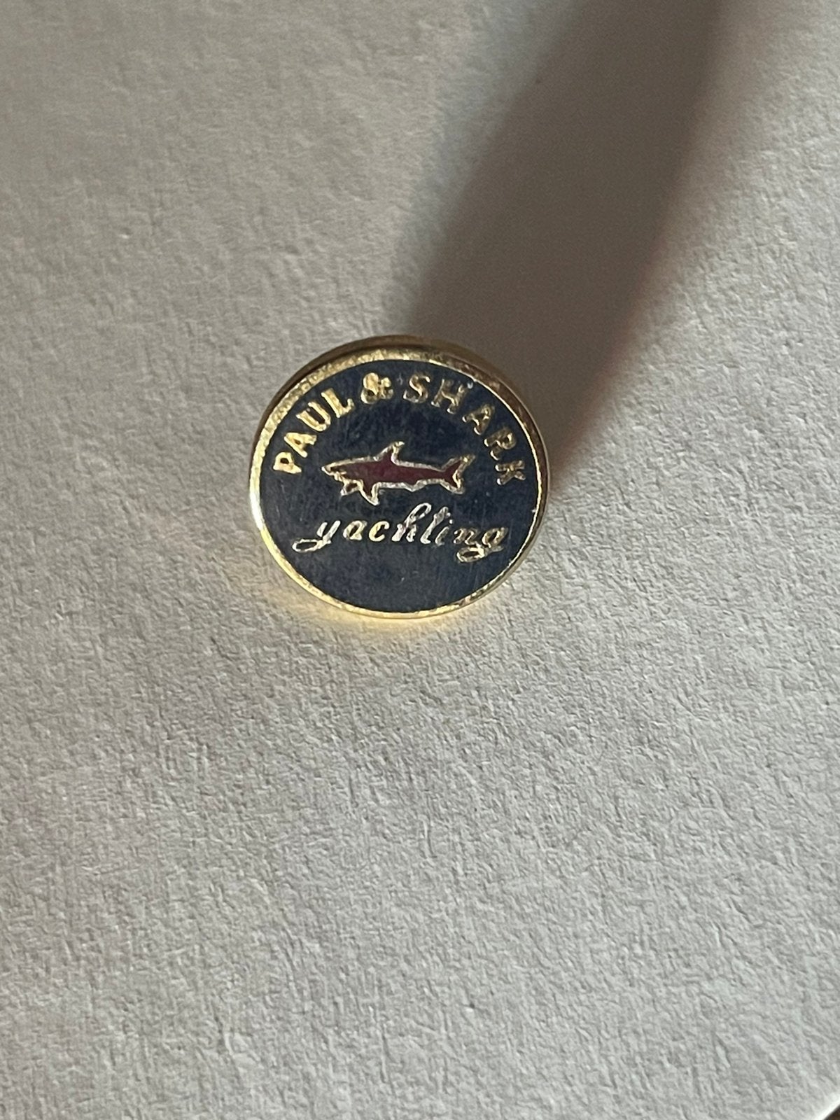 Pin Paul en Shark, Ophalen, Overige onderwerpen