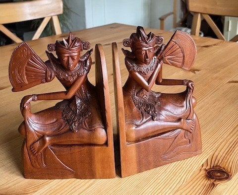 Balinese Art Deco Boekensteunen, Antiek en Kunst, Kunst | Beelden en Houtsnijwerken, Houtsnijwerk, Art deco, Ophalen of Verzenden