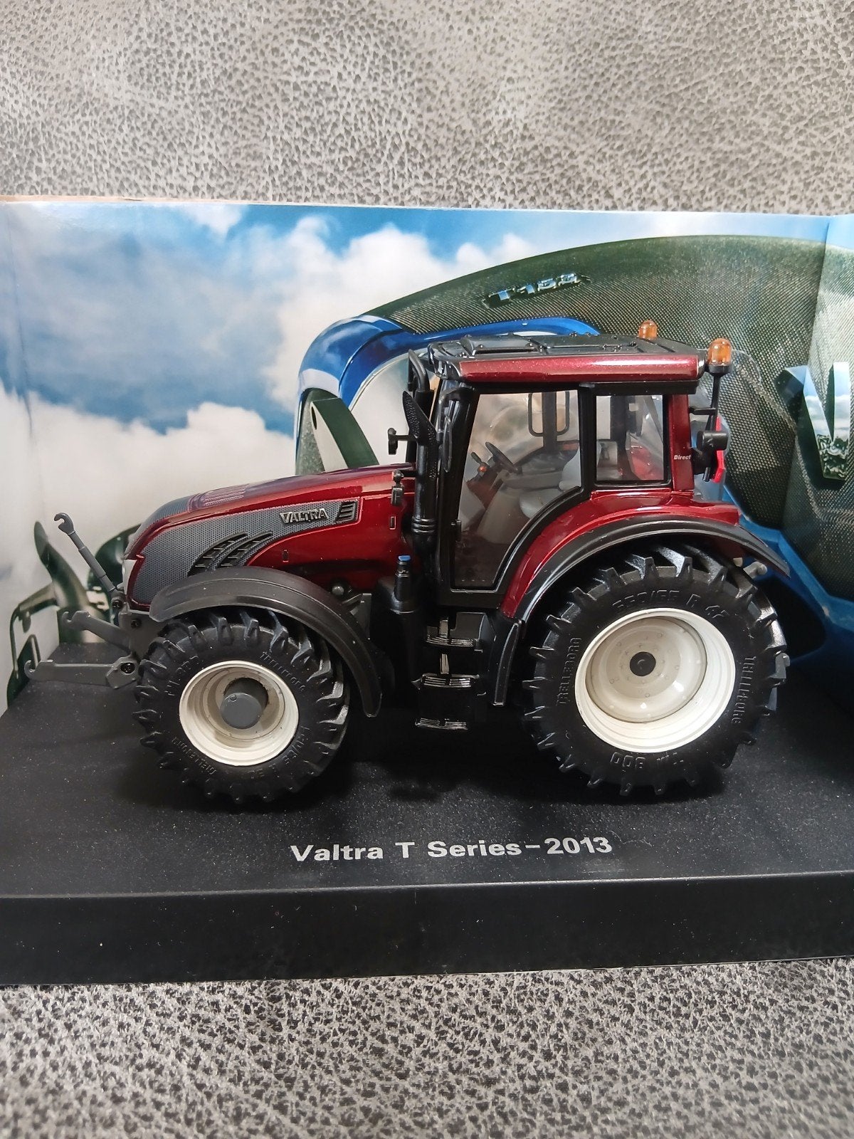 Valtra t 163., Ophalen of Verzenden, Zo goed als nieuw, Tractor of Landbouw, Universal Hobbies