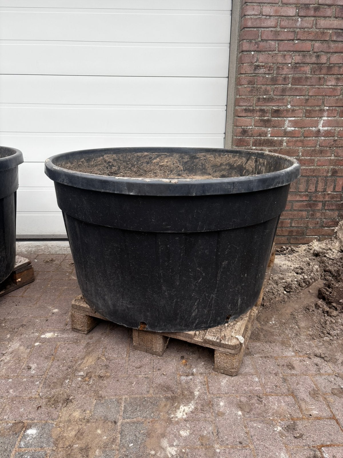 2x Planten bak voor grote plant of boom, Ophalen, Kunststof, Rond, Zo goed als nieuw