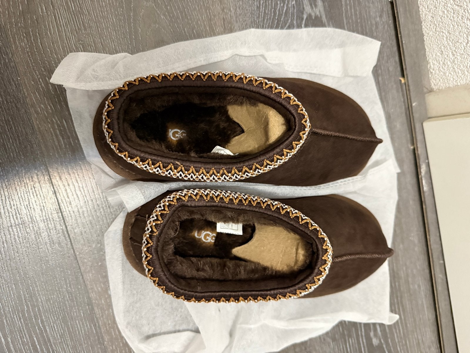 Uggs Tasman pantoffels maat 39, Ophalen of Verzenden, Nieuw, Bruin, Pantoffels of Sloffen