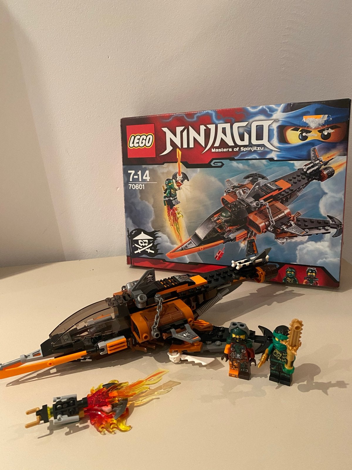 LEGO Ninjago 70601 Sky Shark 100% compleet met doos en boekj, Lego, Ophalen of Verzenden, Zo goed als nieuw, Compleet