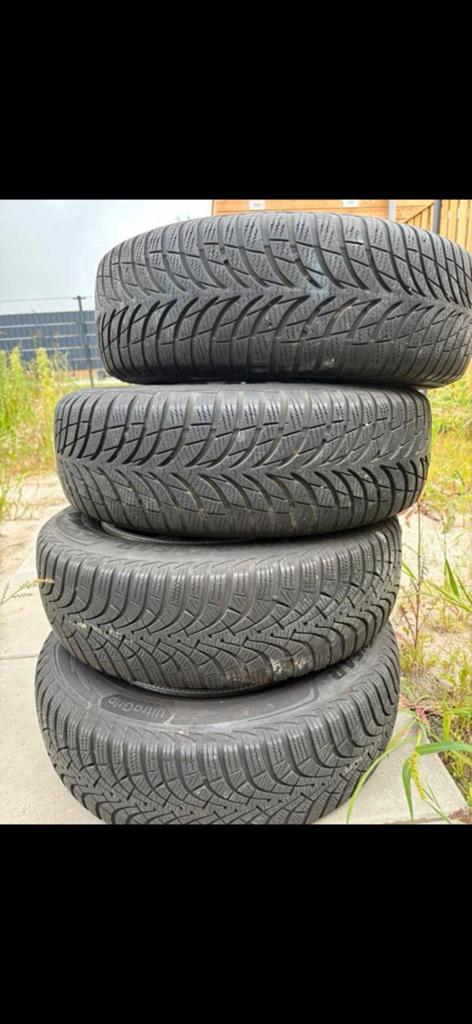 Winterbanden UltraGrip 195 / 65 / R15, Auto-onderdelen, Ophalen, Kia