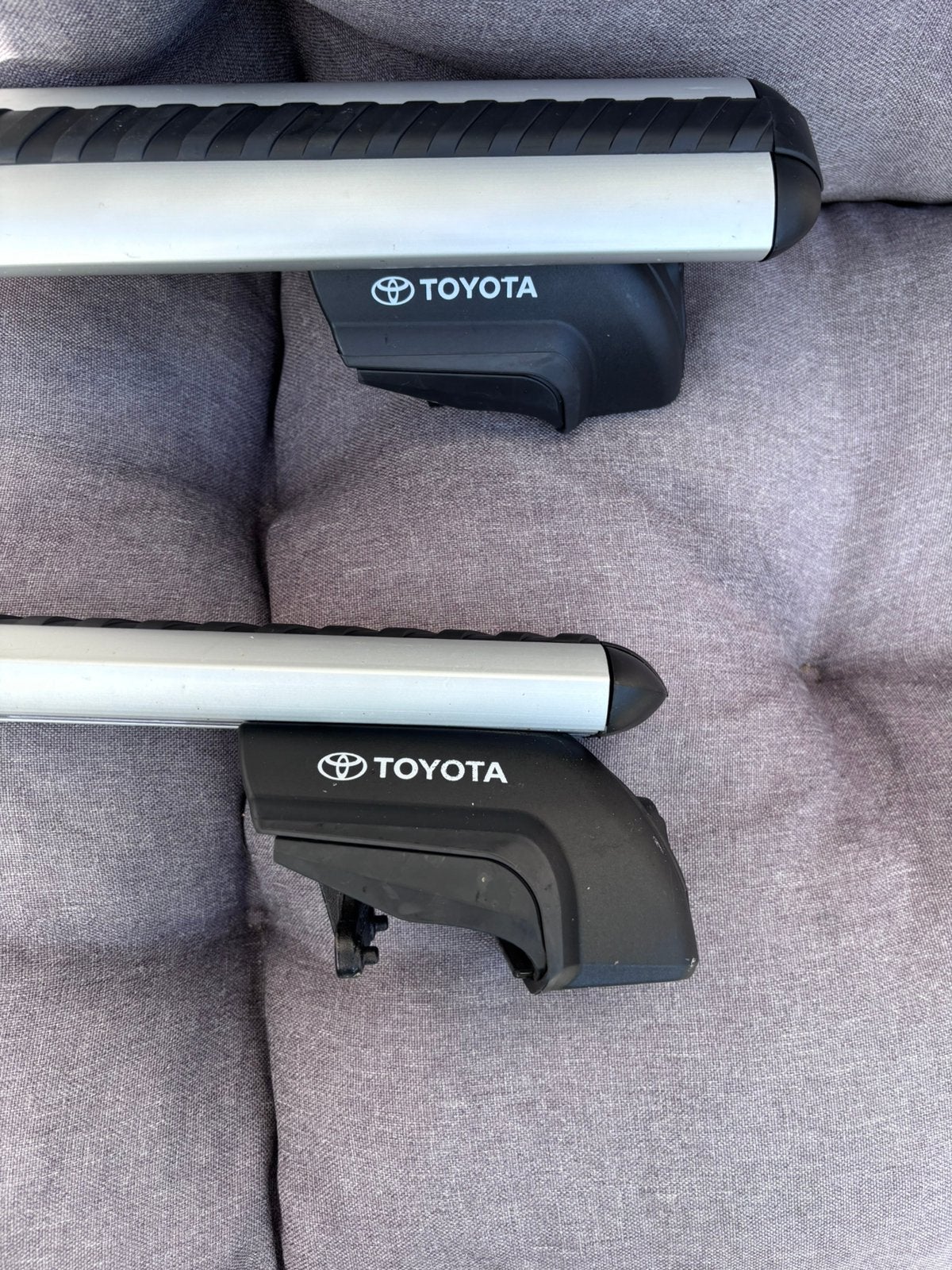 Originele dakdragers Toyota Yaris Cross 2025, Auto diversen, Dakdragers, Ophalen of Verzenden, Zo goed als nieuw