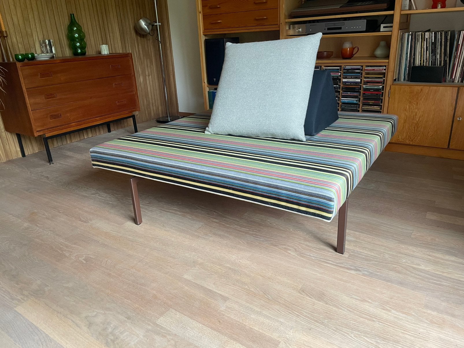 Hocker / voetenbank van 120 x 120 cm., Ophalen, Gebruikt, Vierkant, 100 tot 125 cm