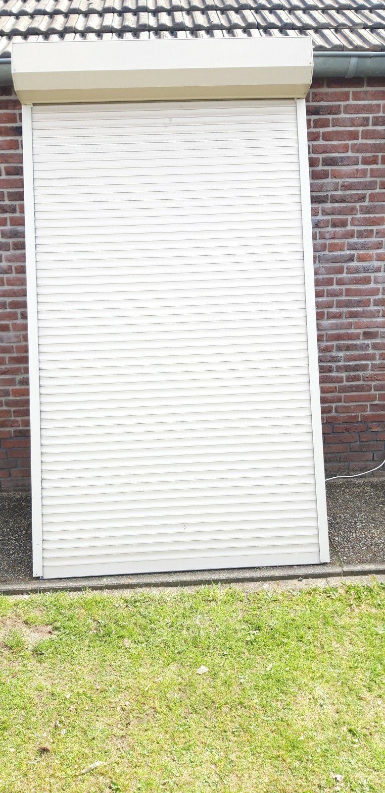 Rolluik elektrisch afmeting 1410mm x 2290mm, Tuin en Terras, Zonneschermen, Ophalen, Zo goed als nieuw, Rolluik, Elektrisch