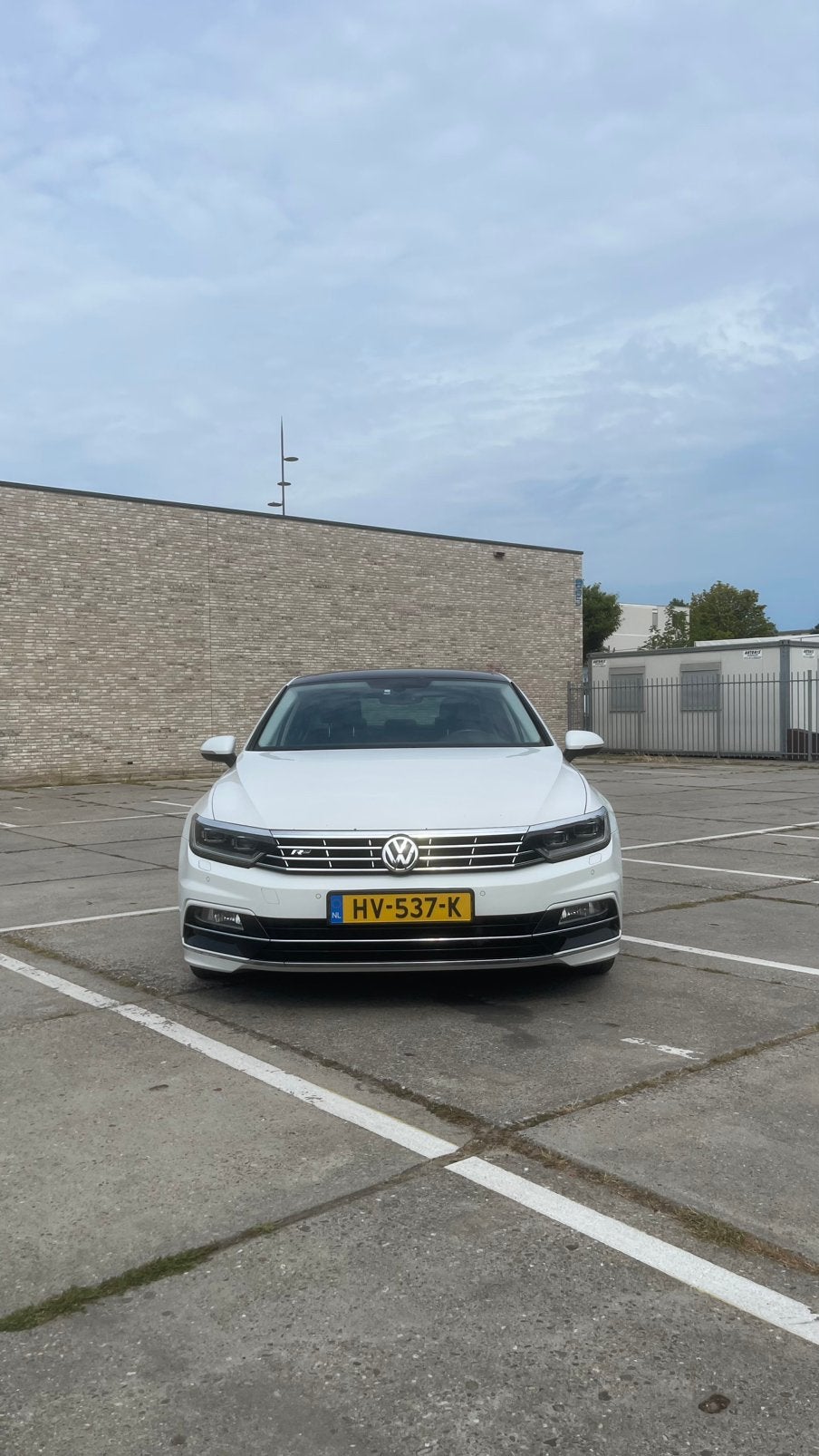 VW Passat 1.6 TDI 120pk Bsn R-Line VIRTUAL LED ACC PDC PANO, Voorwielaandrijving, 4 cilinders, Alcantara, Wit