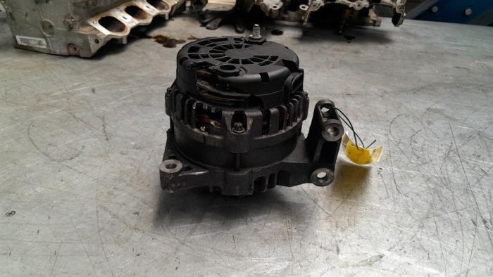 Dynamo van een Opel Antara, Gebruikt, -, -, Opel