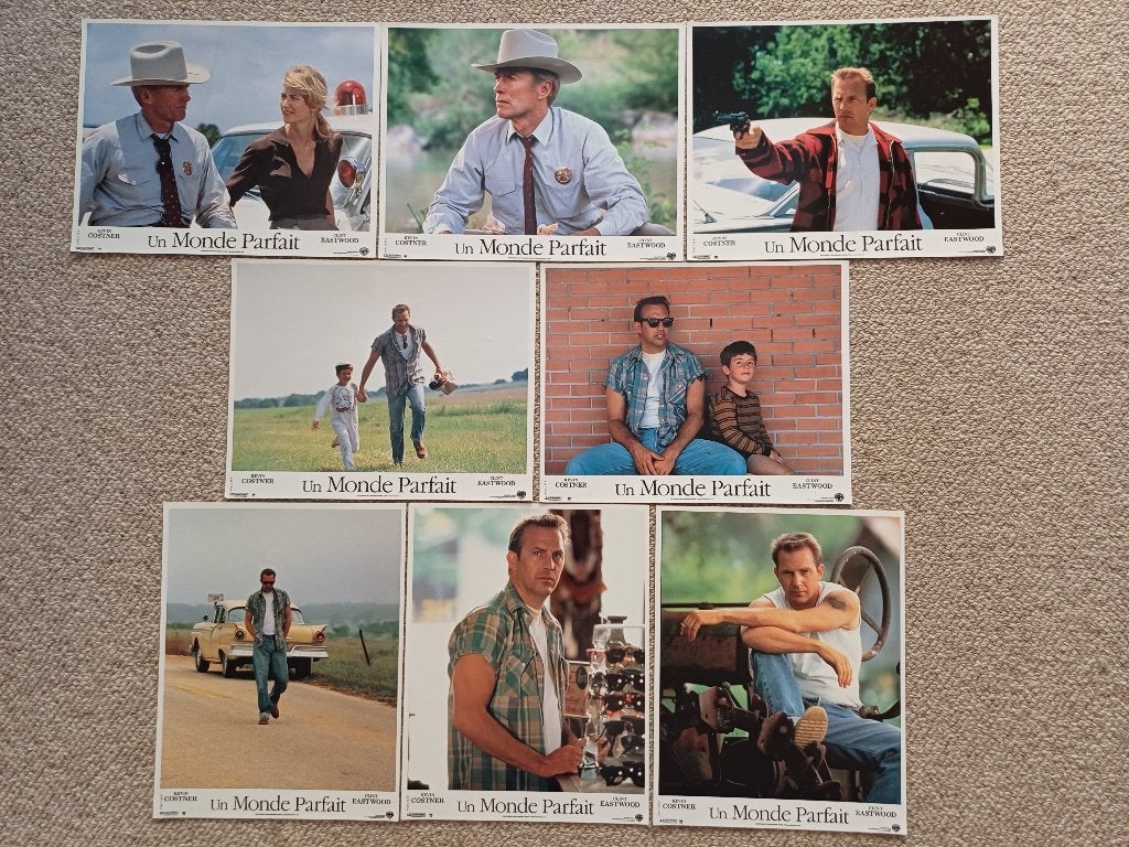 A   PERFECT   WORLD     lobbycard set., Verzenden, Nieuw, A4 of kleiner, Film en Tv