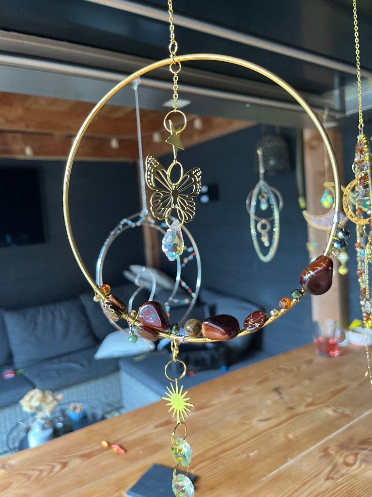 Gouden dromenvanger met vlinder en edelstenen, Ophalen of Verzenden