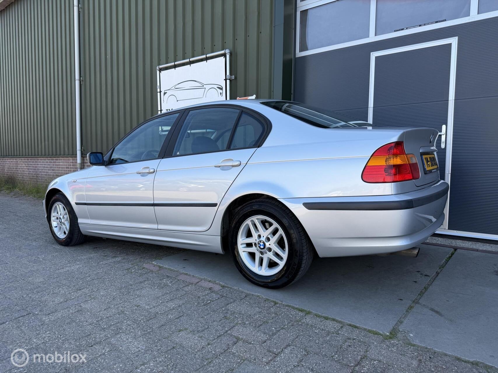 BMW 3-serie 316i Executive|Airco|Bluetooth|APK 8-2026, Achterwielaandrijving, 4 cilinders, Bedrijf, Handgeschakeld