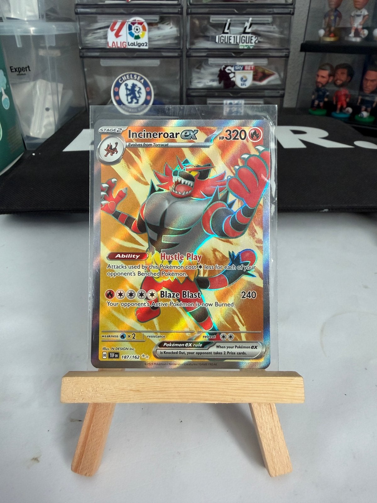Pokemon Incineroar 187/162 TEF, Ophalen of Verzenden, Nieuw, Losse kaart