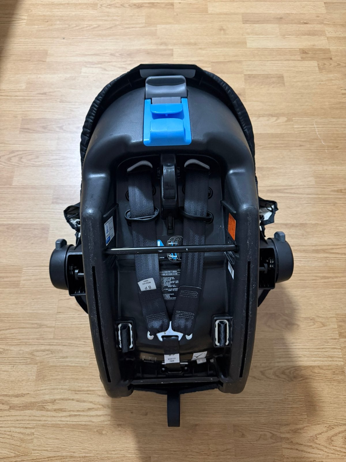 Joie baby autostoeltje zwart – goede staat, Ophalen, 0 t/m 13 kg, Maxi-Cosi, Gebruikt