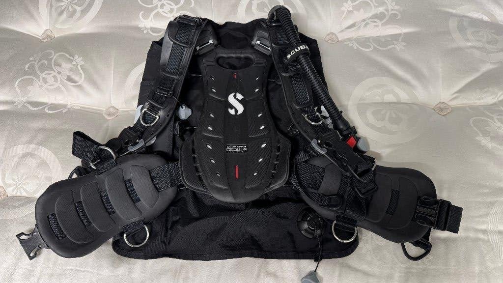 Scubapro Hydros Pro Trimvest (Maat L) met rugzak, Ophalen, Zo goed als nieuw, Trimvest of Wing