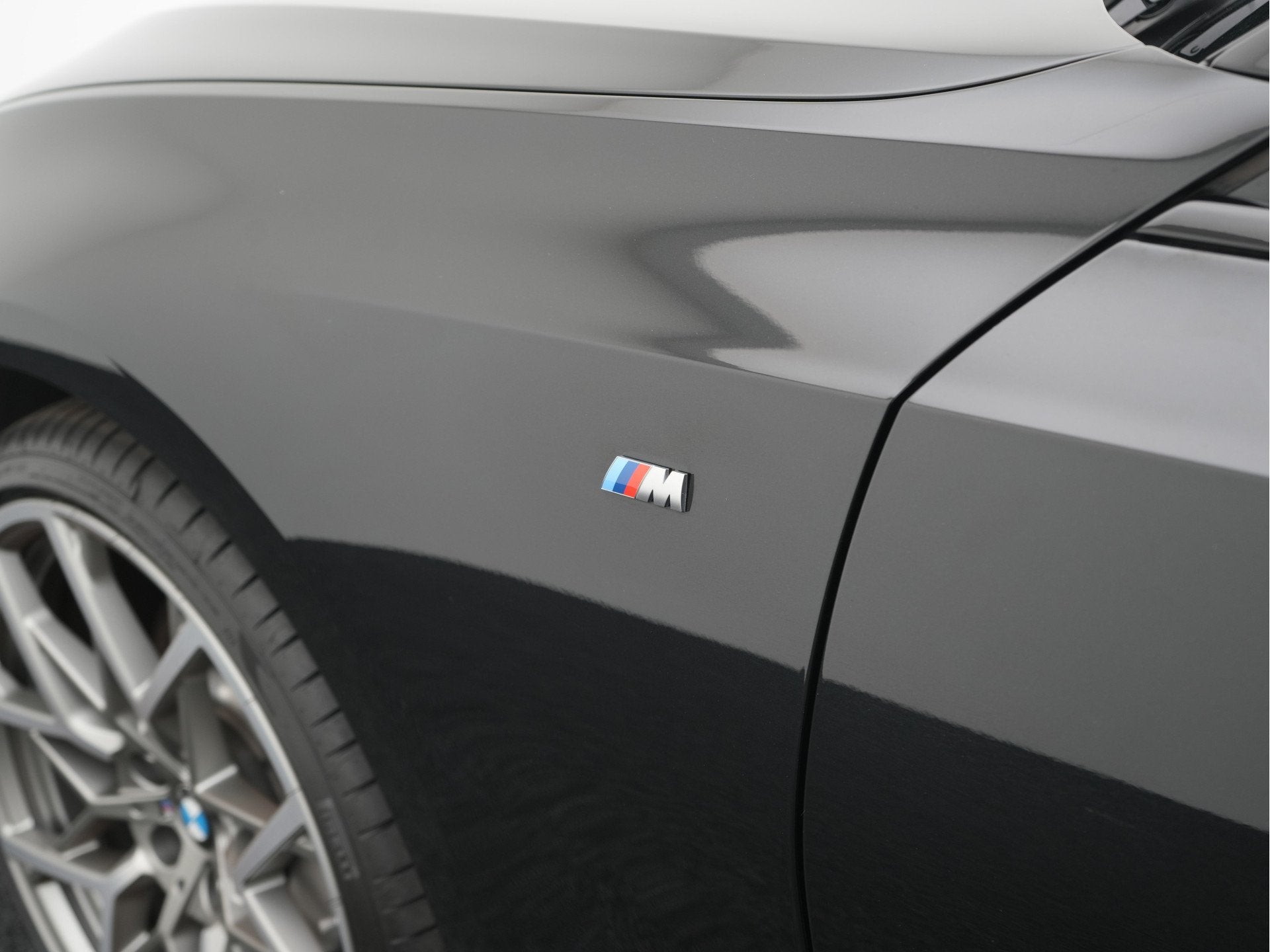 Foto 45 van BMW 3 Serie Touring 330i xDrive M-Sport | M-Performance Pack