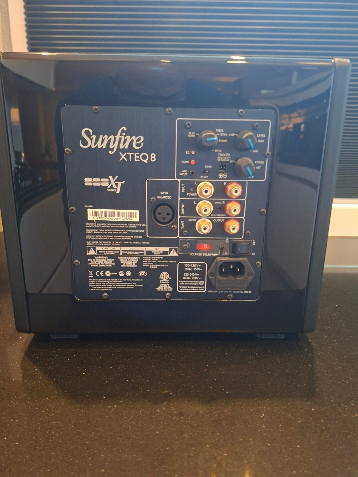 Sunfire XTEQ 8 Subwoofer - Krachtige bas in compact formaat