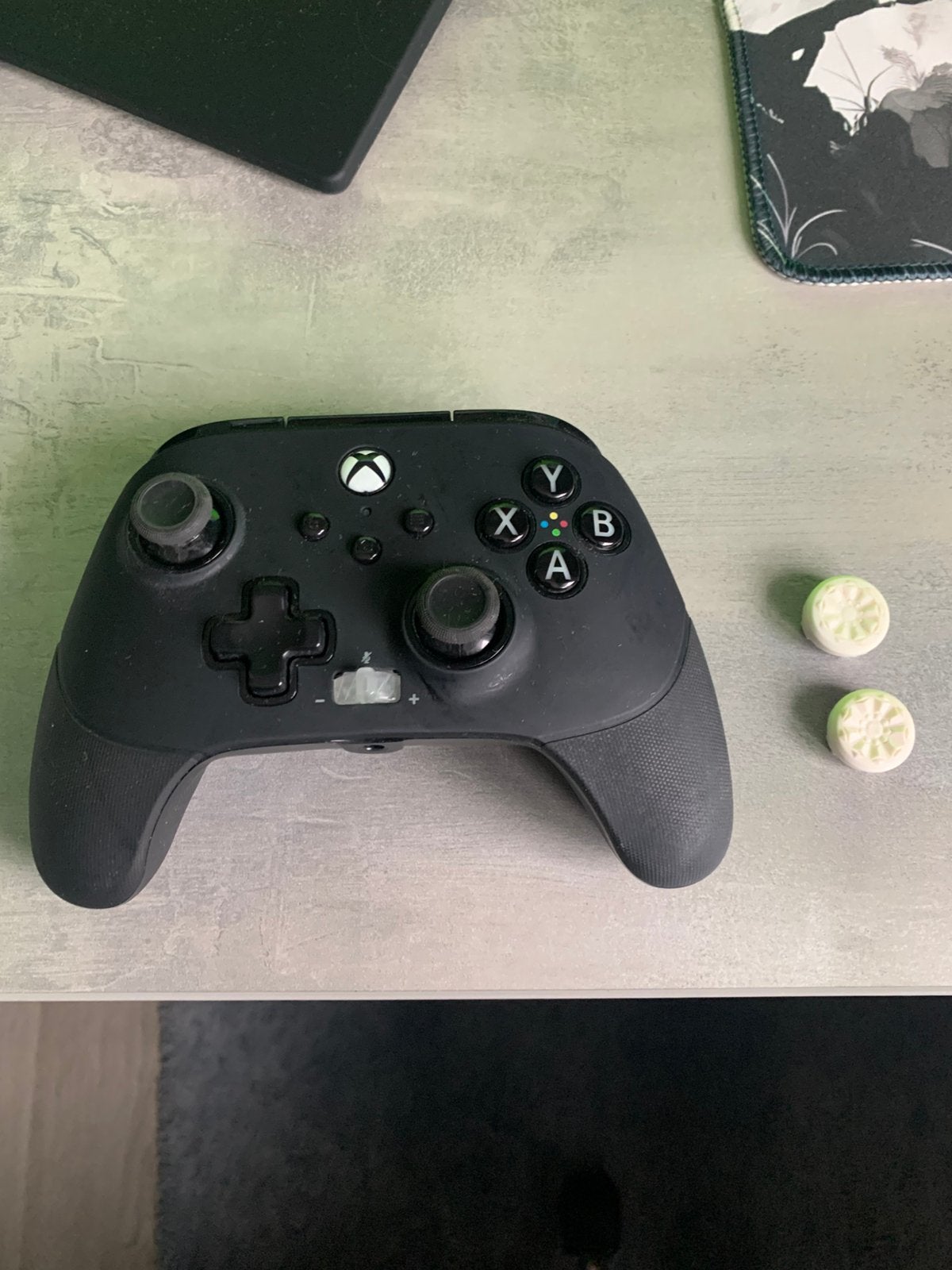 Goed werkende Xbox controller met 4 paddles + controlfreaks, Ophalen of Verzenden, Zo goed als nieuw, Controller, Xbox Original