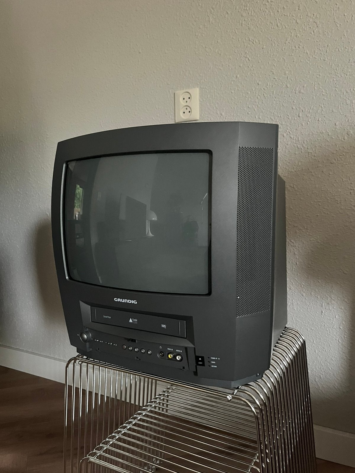 Grundig beeldbuis | CRT TV | VHS, Ophalen, Zo goed als nieuw, Grundig