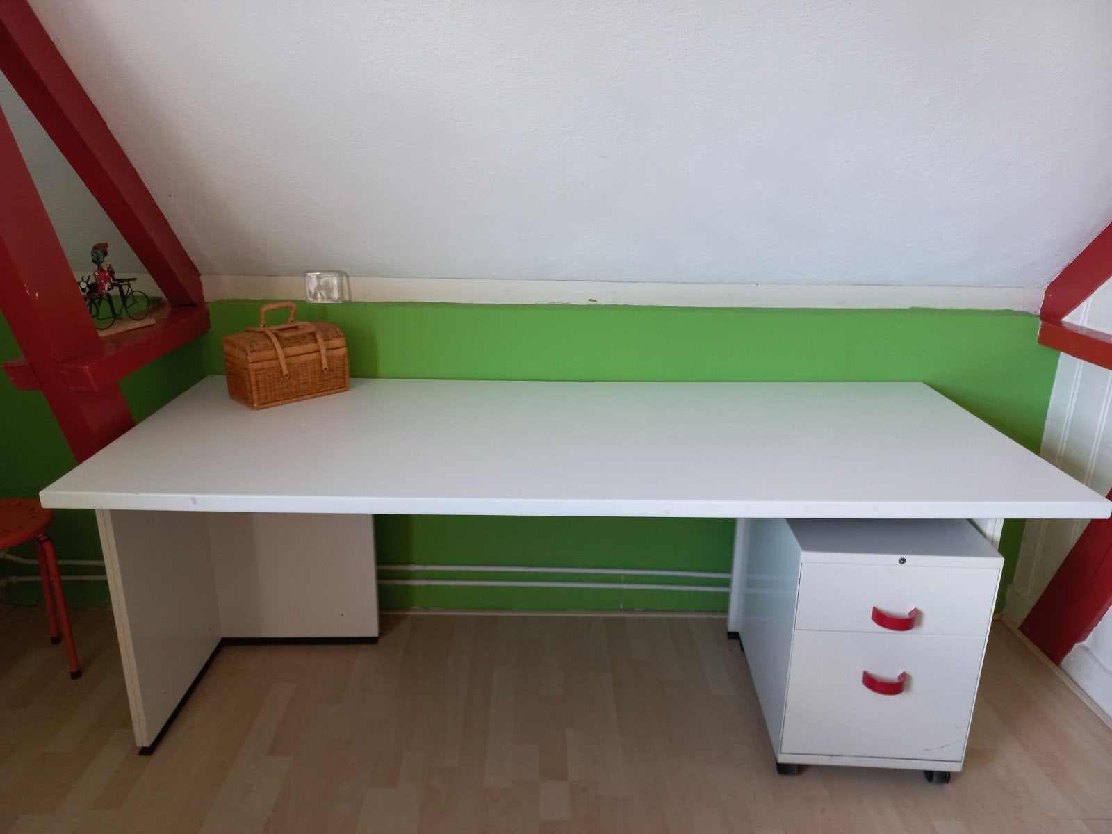 Bureau, Huis en Inrichting, Ophalen, Gebruikt, Wit, Metaal
