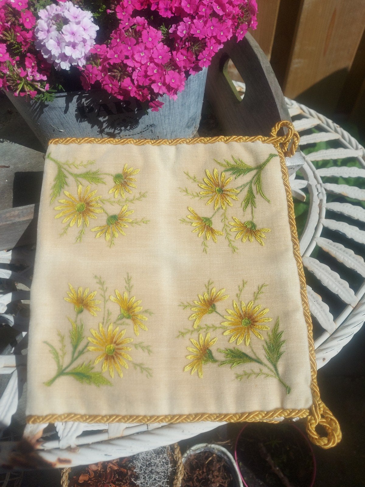 Mooie sierlijke lingeriehoes met vrolijke gele margrieten, Ophalen of Verzenden