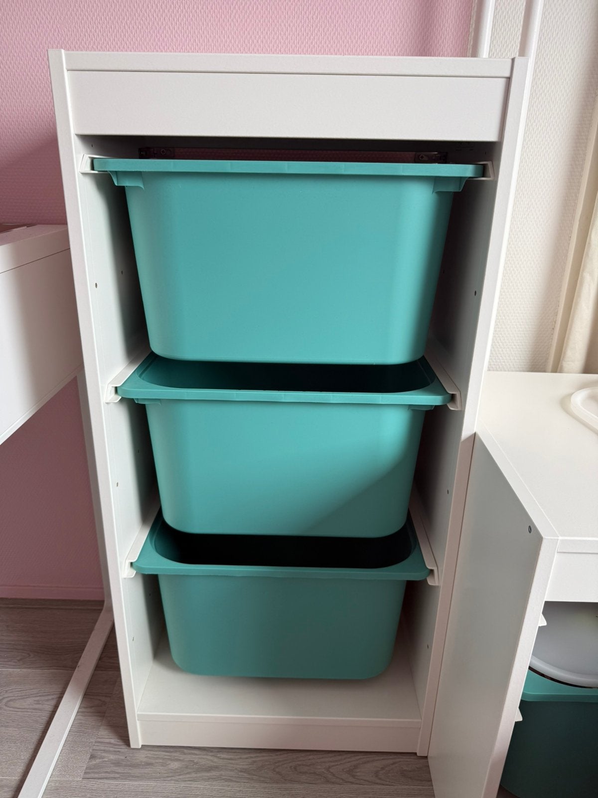 Ikea kast met opberg bakken, Ophalen, Zo goed als nieuw