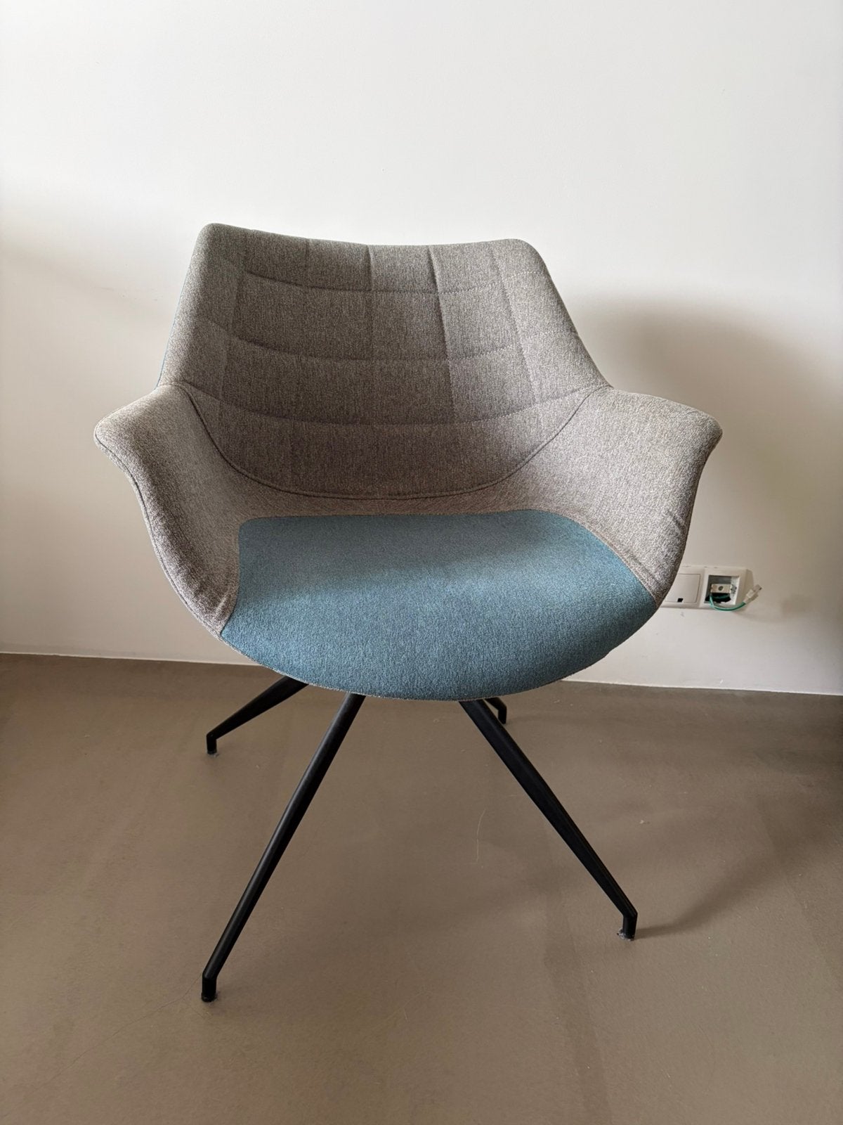 Zuiver stoel, Huis en Inrichting, Stoelen, Ophalen, Gebruikt, Scandinavisch, Eén