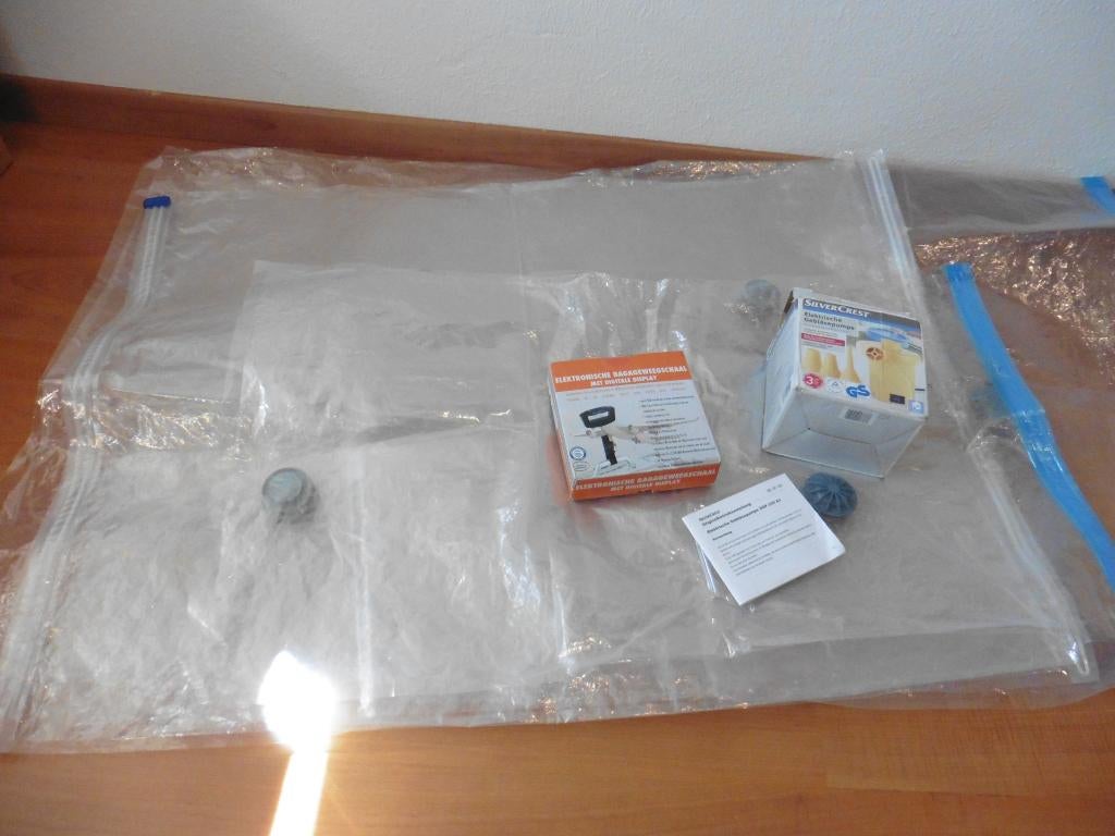 reisaccessoires vacuem zakken, bagage weegscaal etc, Caravans en Kamperen, Ophalen, Zo goed als nieuw