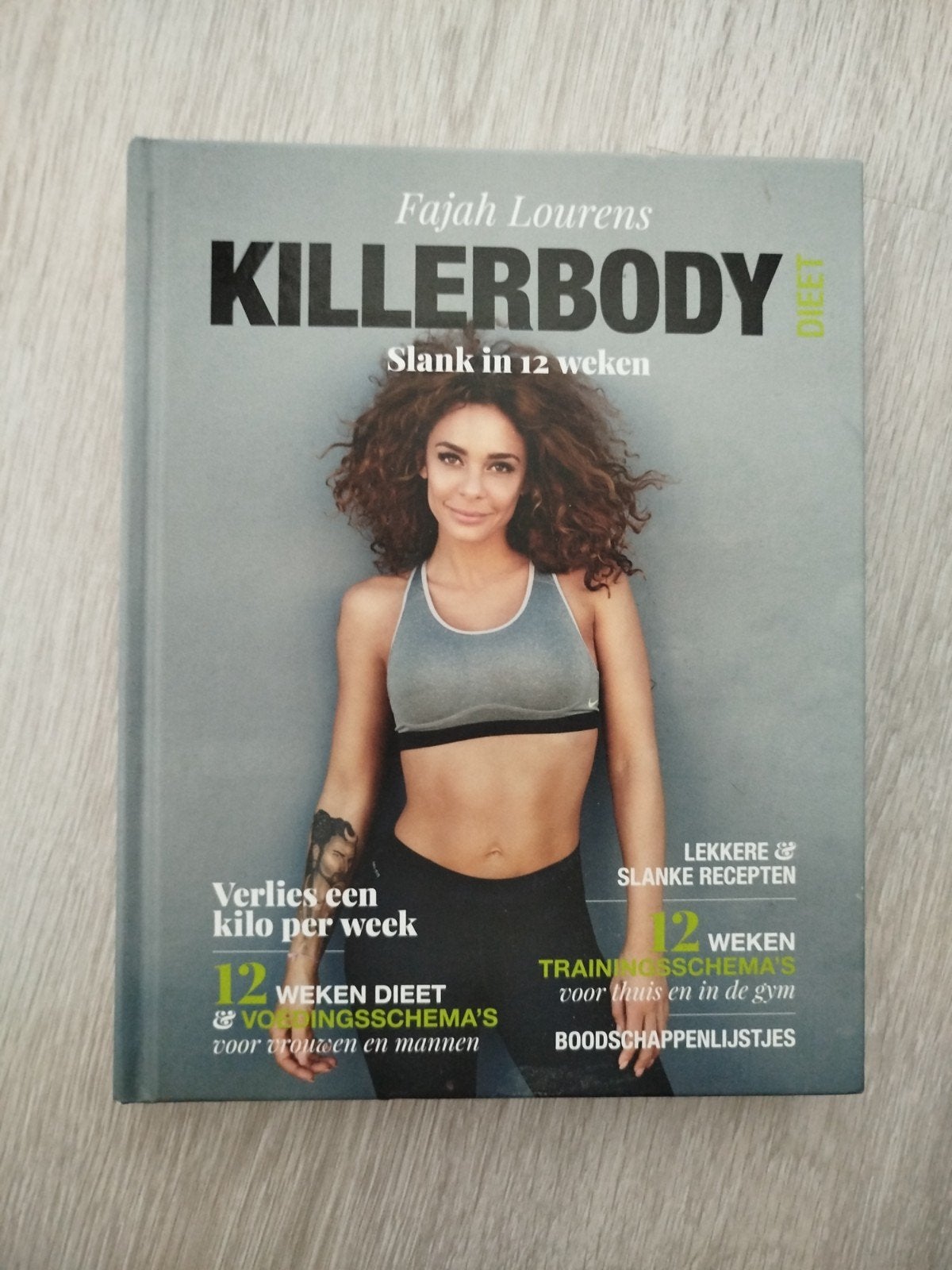 Fajah Lourens Killerbody Dieet: Slank in 12 weken, Ophalen of Verzenden, Zo goed als nieuw, Dieet en Voeding, Fajah Lourens