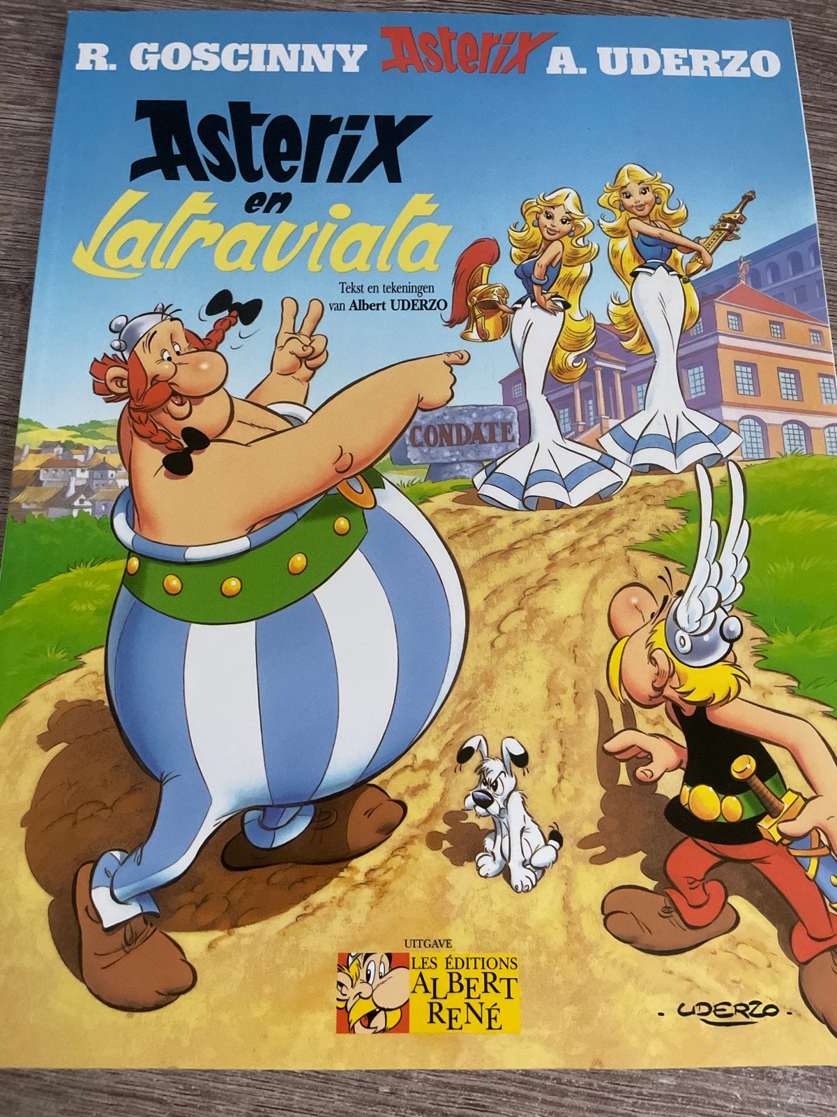 Asterix en Latraviata - Stripboek van Goscinny & Uderzo, Eén stripboek, Ophalen of Verzenden, Zo goed als nieuw
