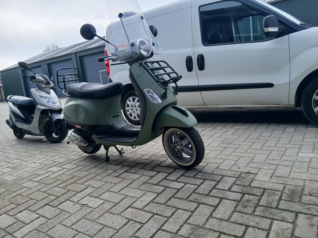 Vespa lx 2 takt bj 2009, Ophalen of Verzenden, Gebruikt, Benzine, Vespa