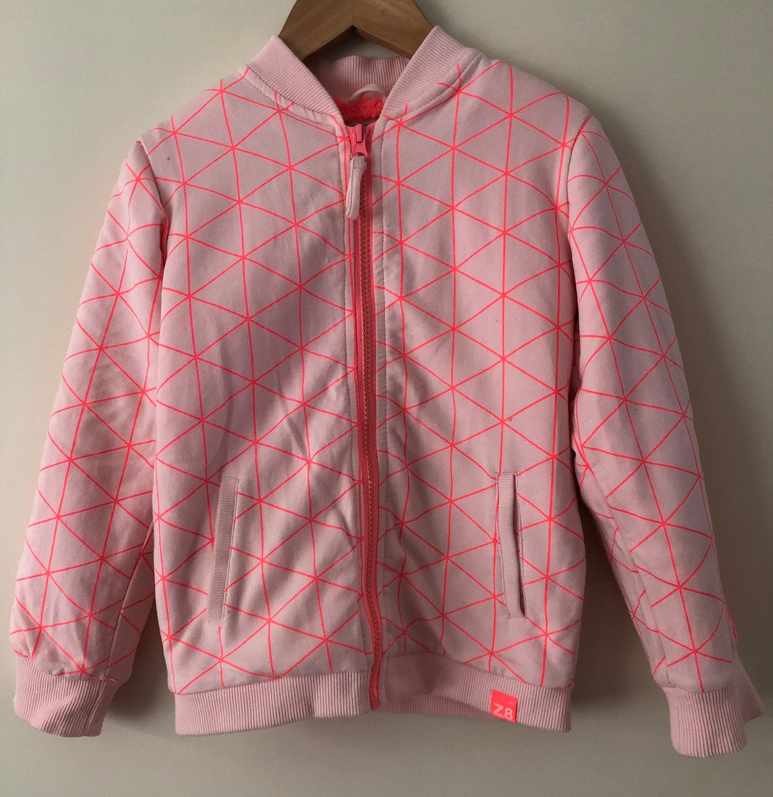 Z8 borgvest voor meisjes mt 116/122 heerlijk zacht en warm, Ophalen, Zo goed als nieuw, Meisje, Trui of Vest