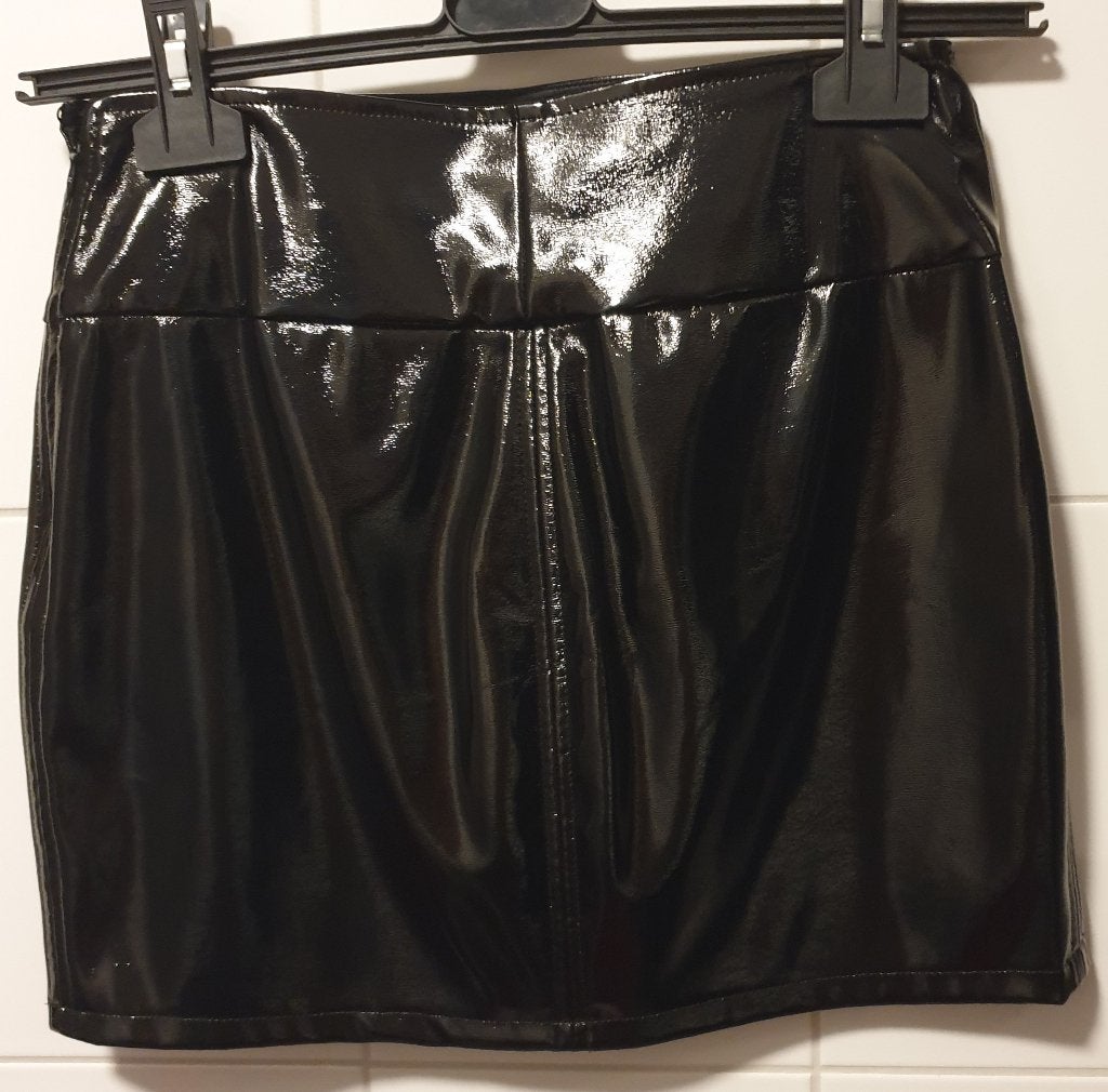Elisabetta Franchi rokje zwart lak leer ital mt 42 nl mt 36, Kleding | Dames, Jurken, Elisabetta Franchi, Zwart, Ophalen of Verzenden