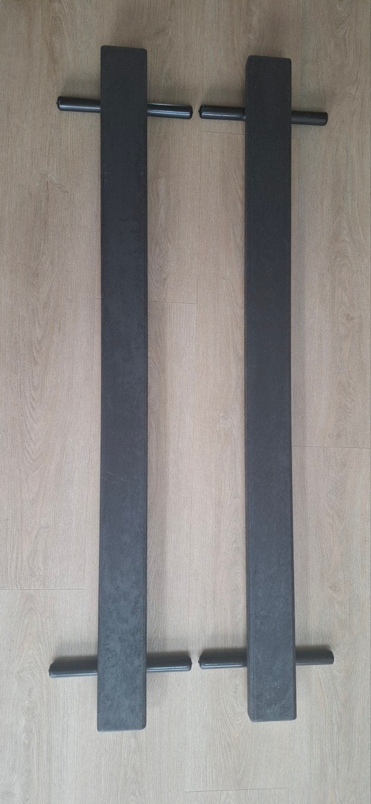 Turnbalk, Ophalen, Zo goed als nieuw, Zwart, Materiaal