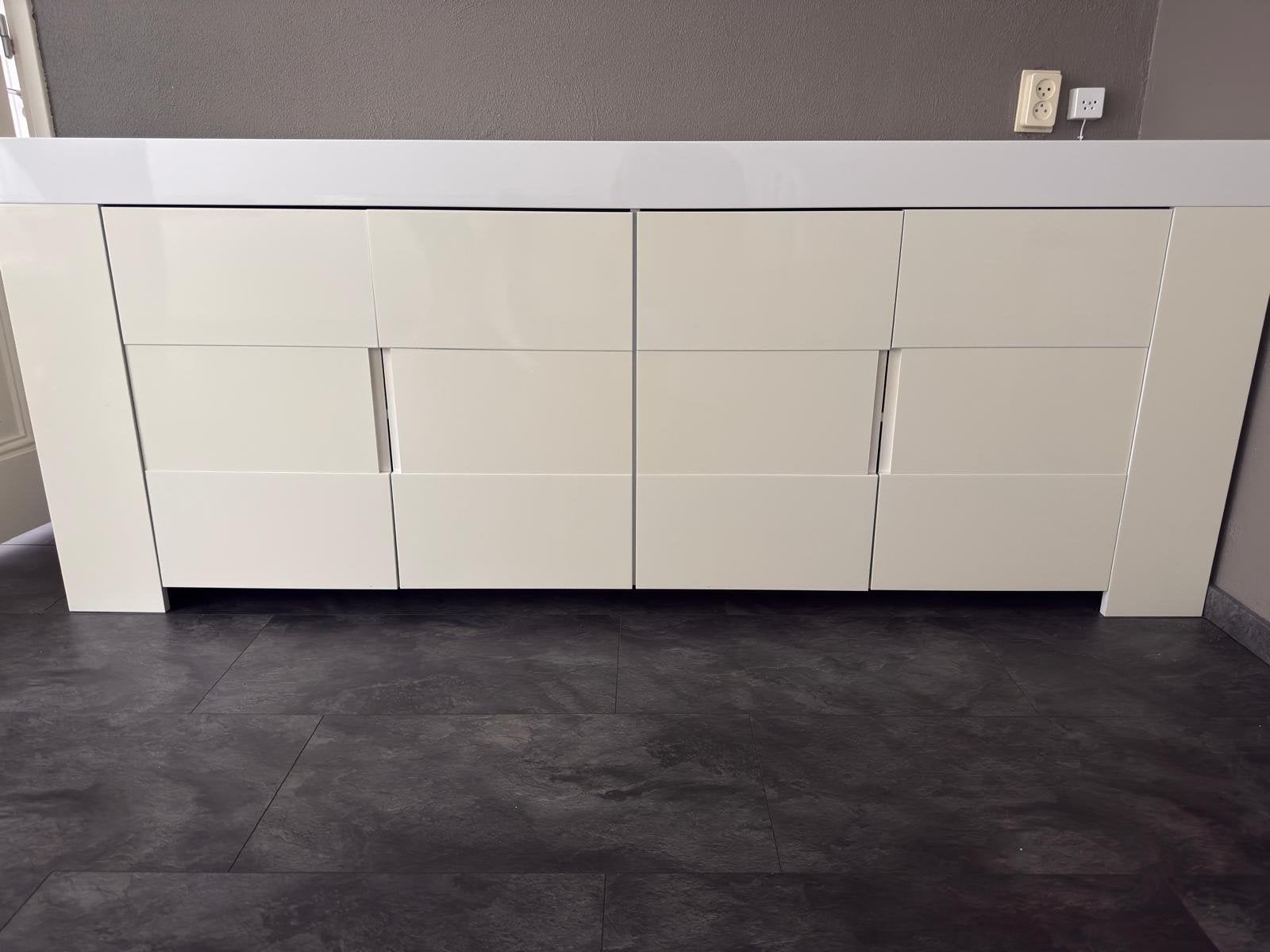 Dressoir, Ophalen, Gebruikt, 200 cm of meer, 25 tot 50 cm