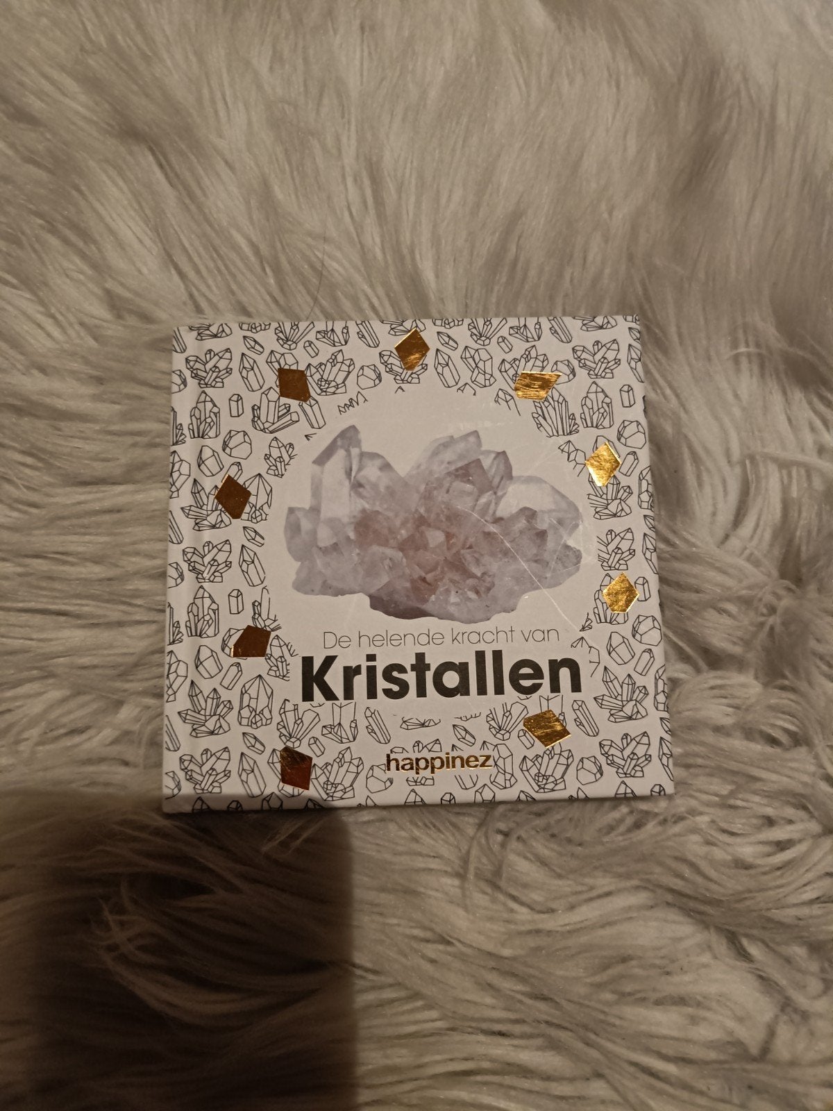 De helende kracht van Kristallen - Happinez, Boeken, Ophalen of Verzenden, Zo goed als nieuw, Spiritualiteit algemeen, Achtergrond en Informatie