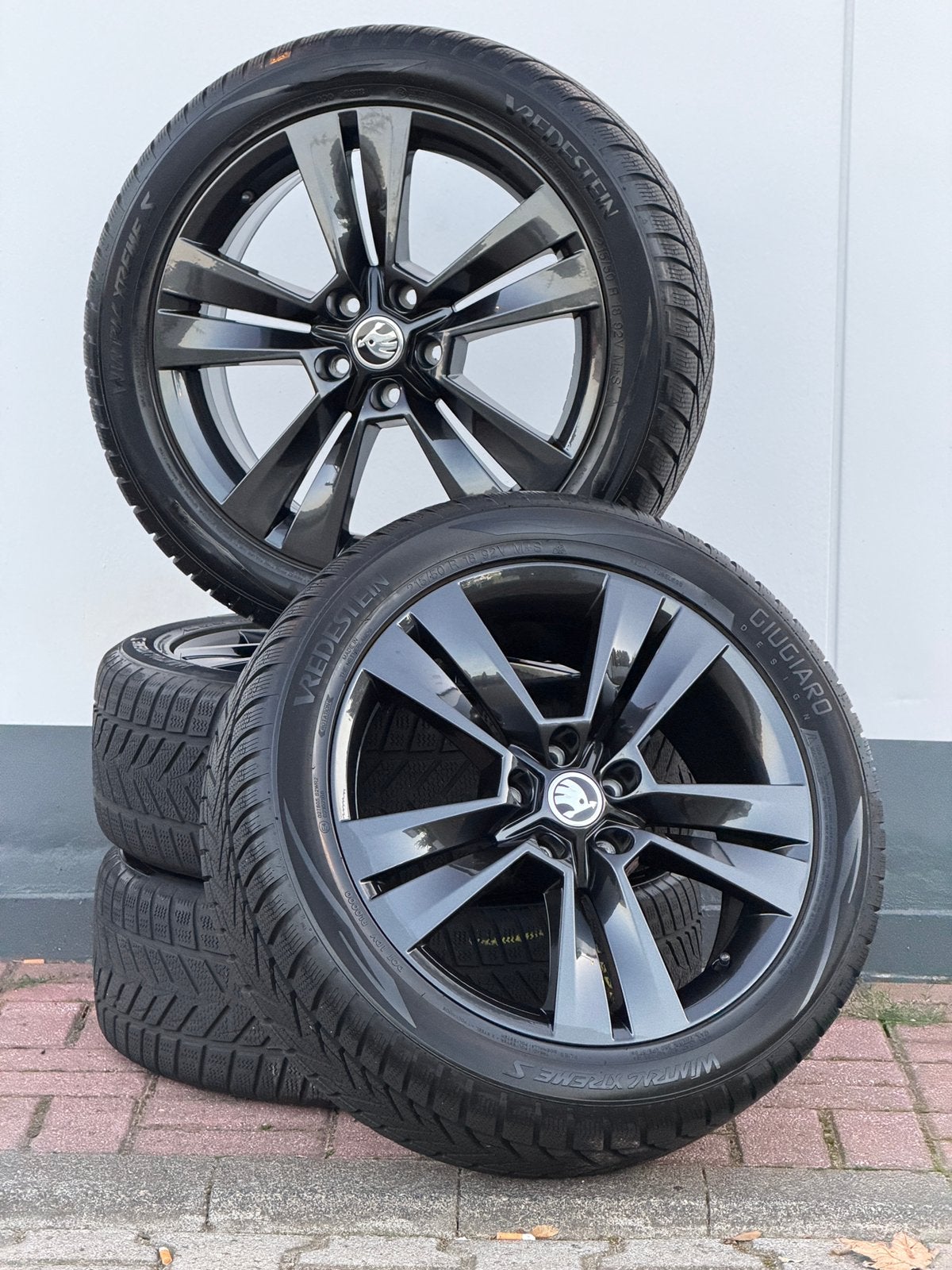 Skoda Karoq 18inch Velgen Ateca , t-roc, Auto-onderdelen, Ophalen, 18 inch, Banden en Velgen, Winterbanden