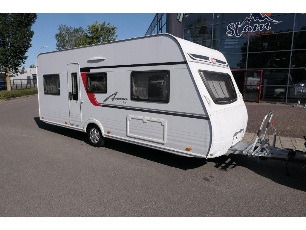 Bürstner Averso Top 520 TL Ruime 6 persoons, Caravans en Kamperen, Caravans, Overige typen, Rondzit, Schokbreker, Bürstner