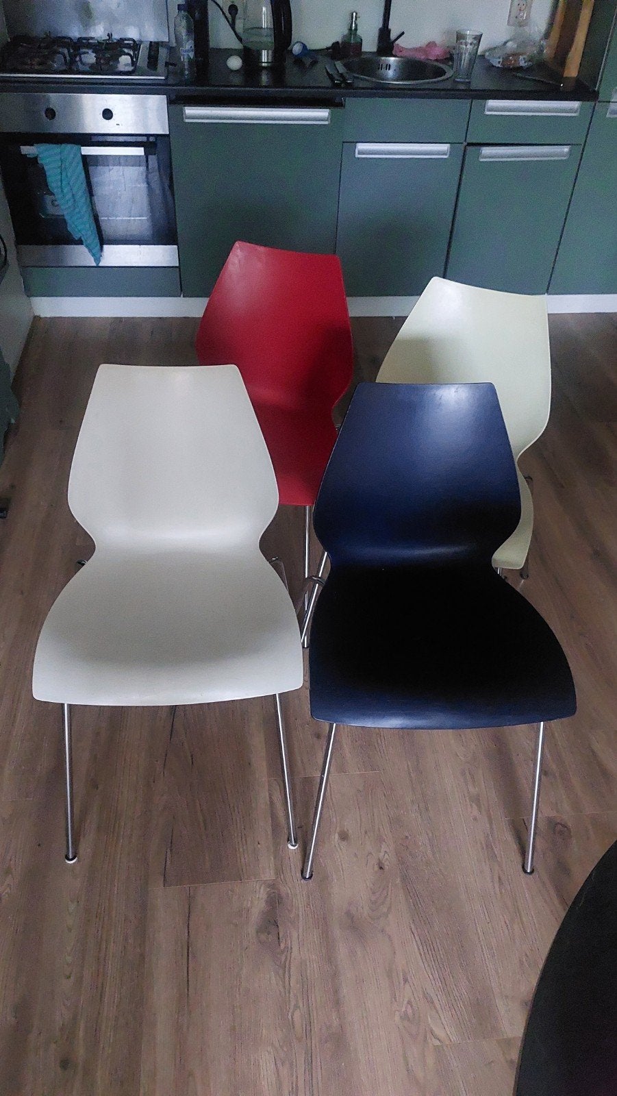 4 Kartell Maui stoelen - gratis ophalen, Ophalen, Overige kleuren, Vier, Modern, Design