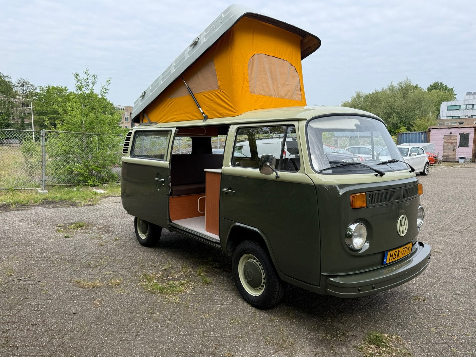 Volkswagen t2b camper, 1305 kg, Overige modellen, 4 cilinders, Bruin