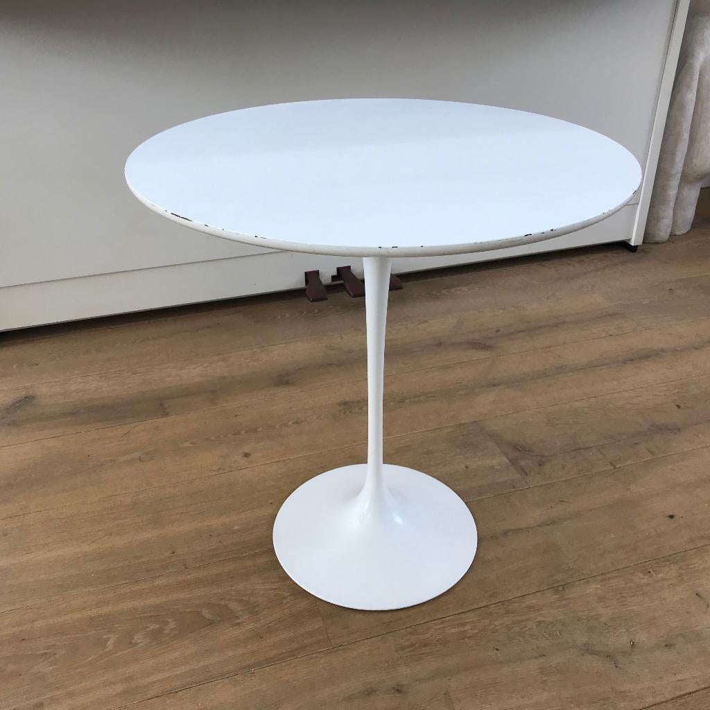 Vintage Knoll Saarinenen Tulip tulp bijzettafel ronde tafel, Antiek en Kunst, Ophalen