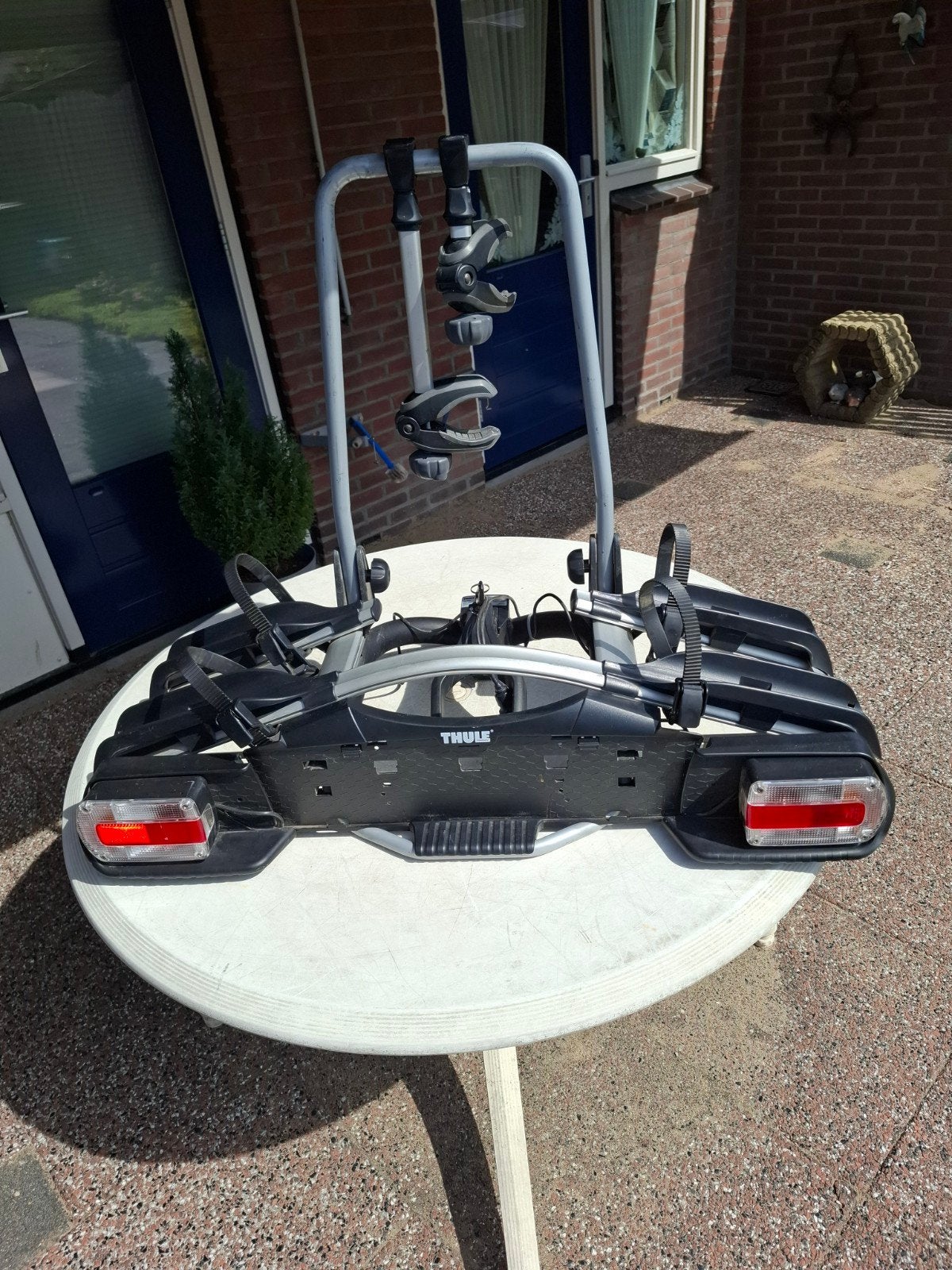 Thule EuroWay G2 921 trekhaak fietsendrager (2 fietsen), Ophalen, Elektrische fiets, Zo goed als nieuw, 2 fietsen