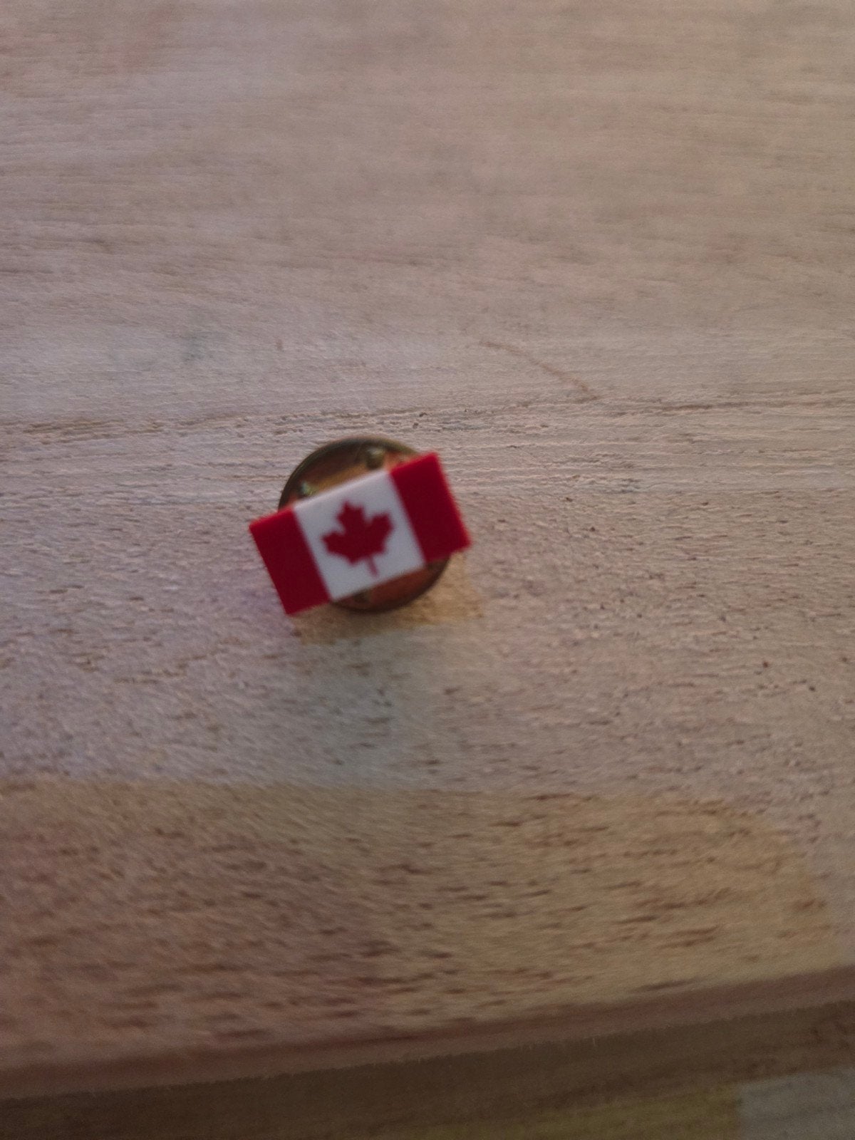 Canadese vlag pin - Canada speldje, Verzamelen, Speldjes, Pins en Buttons, Ophalen of Verzenden, Overige onderwerpen