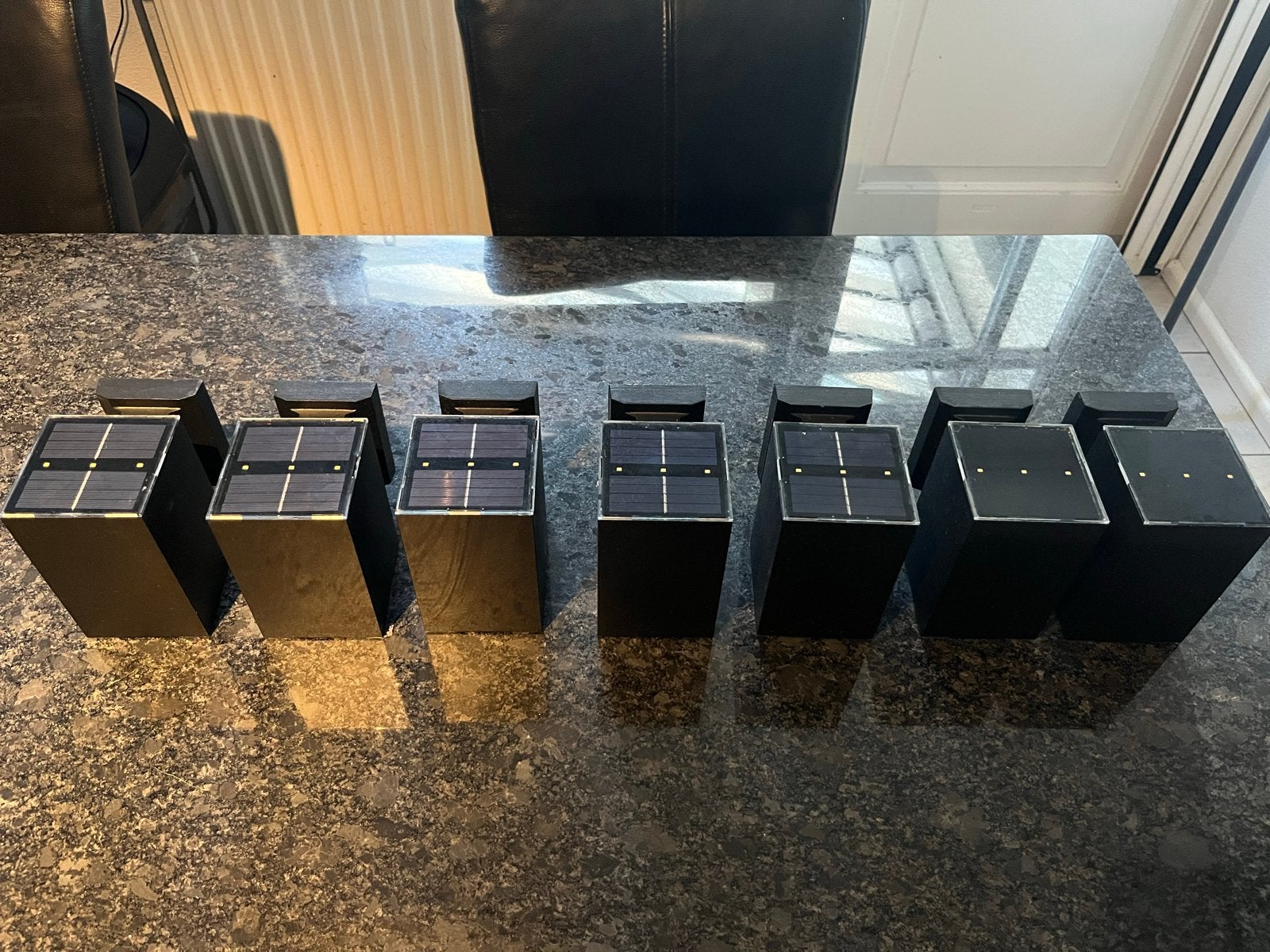 Zonne-energie up-down wandlampen - set van 7, Zonne-energie, Kunststof, Gebruikt, Minder dan 50 watt