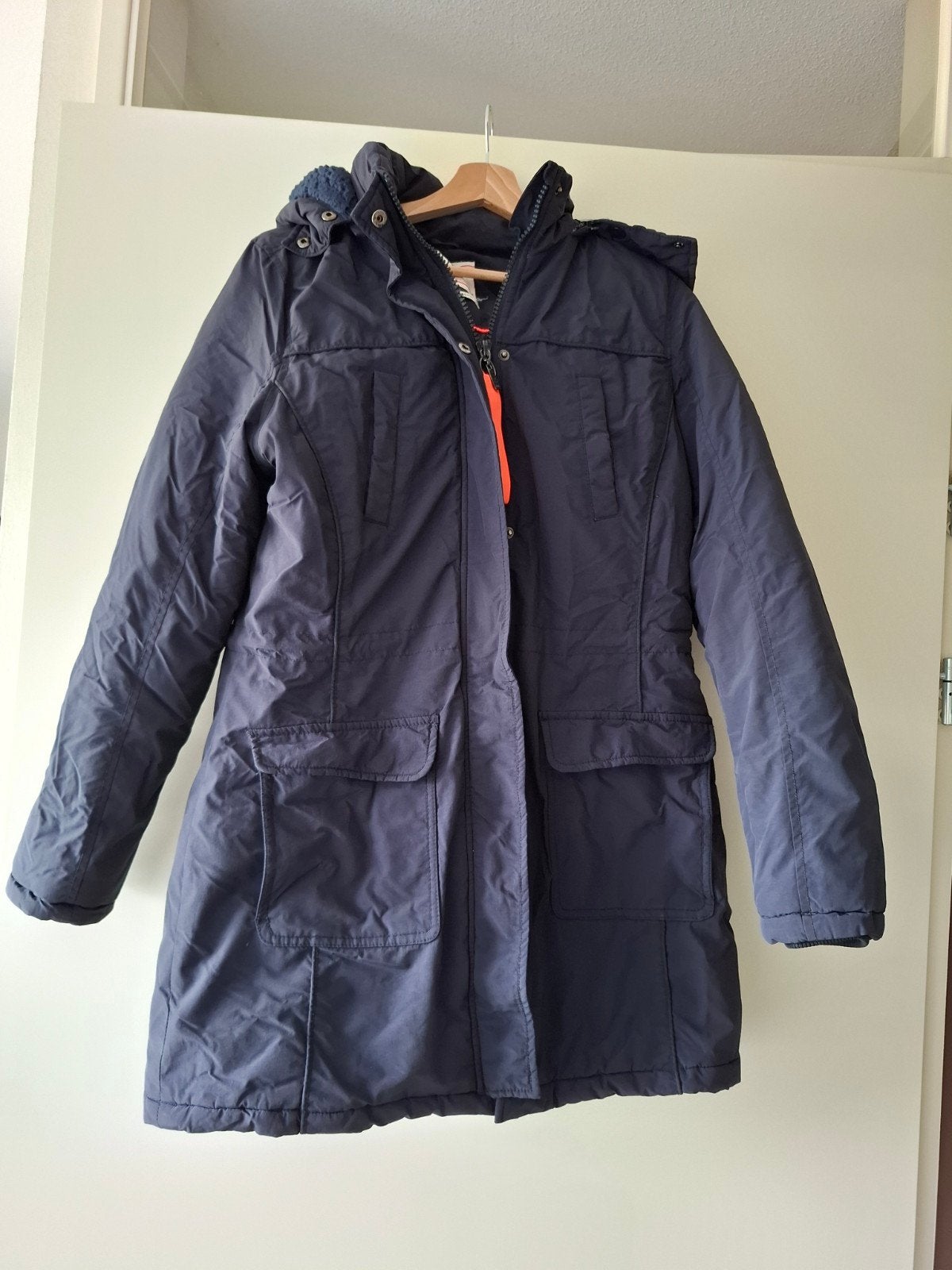 winterjas Cars maat L, Blauw, Maat 42/44 (L), Ophalen of Verzenden, Gedragen