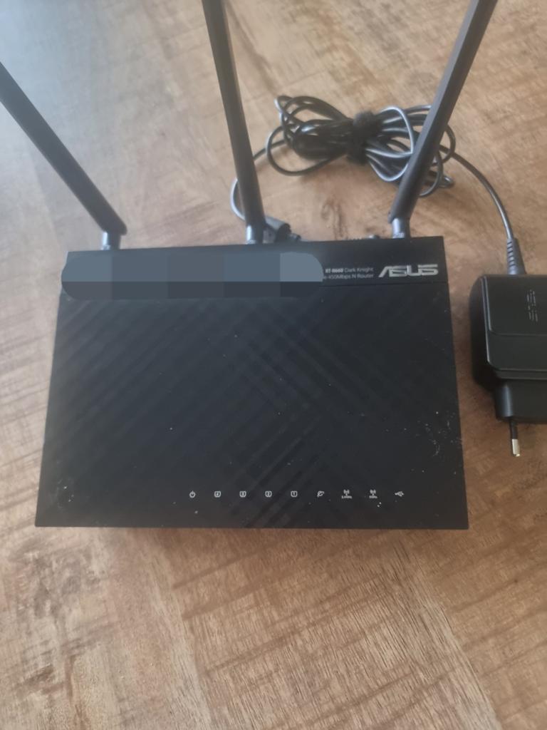 Router ASUS, Computers en Software, Ophalen