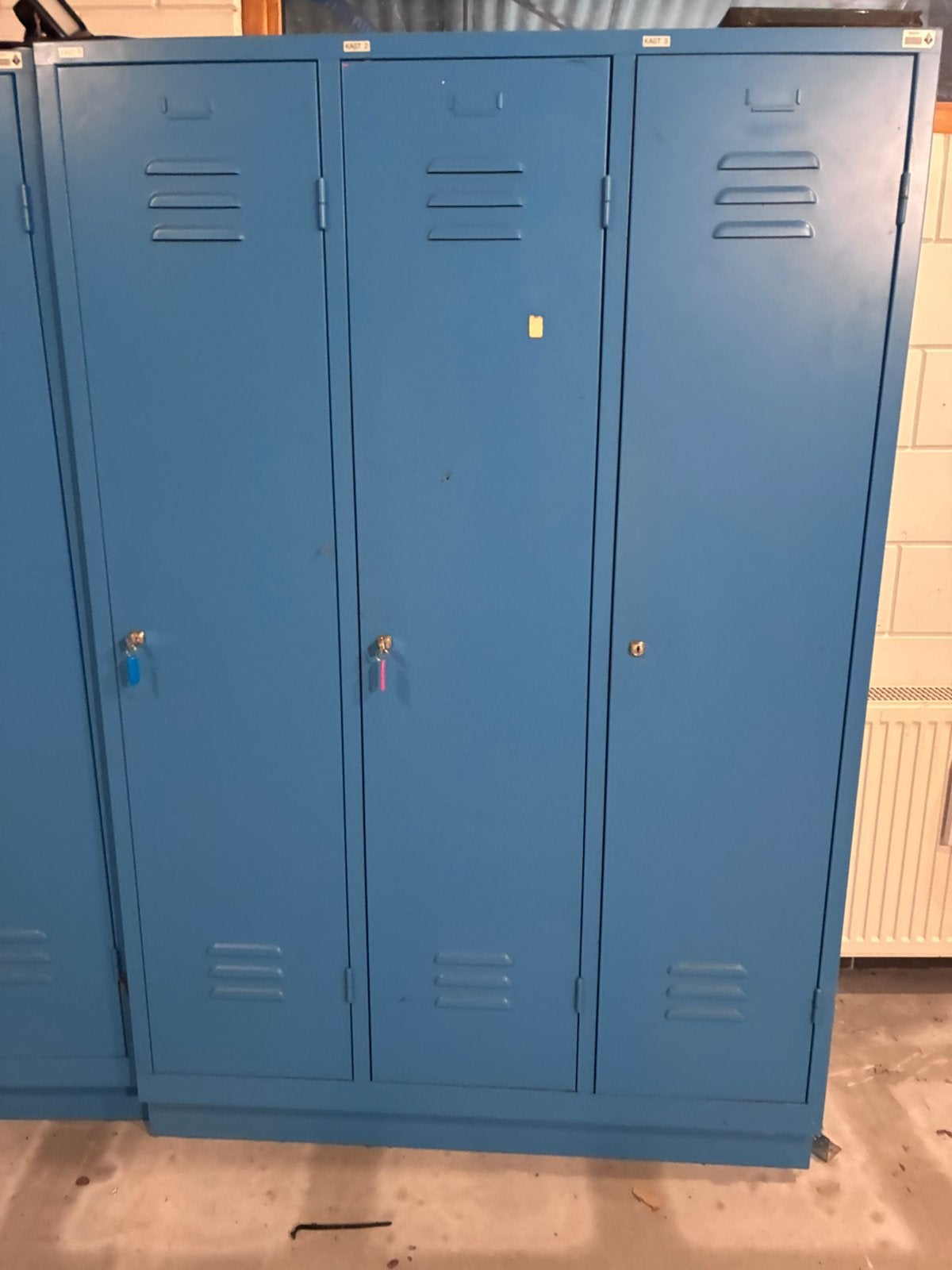 Lockerkasten 3x3 vintage met slot deur en extra kastje, Ophalen, Gebruikt