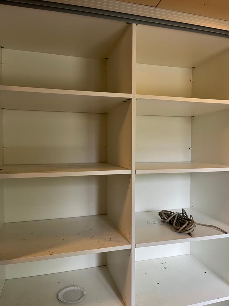 Op maat gemaakte kast met schuifdeuren, Gebruikt, 200 cm of meer, Ophalen of Verzenden, 200 cm of meer