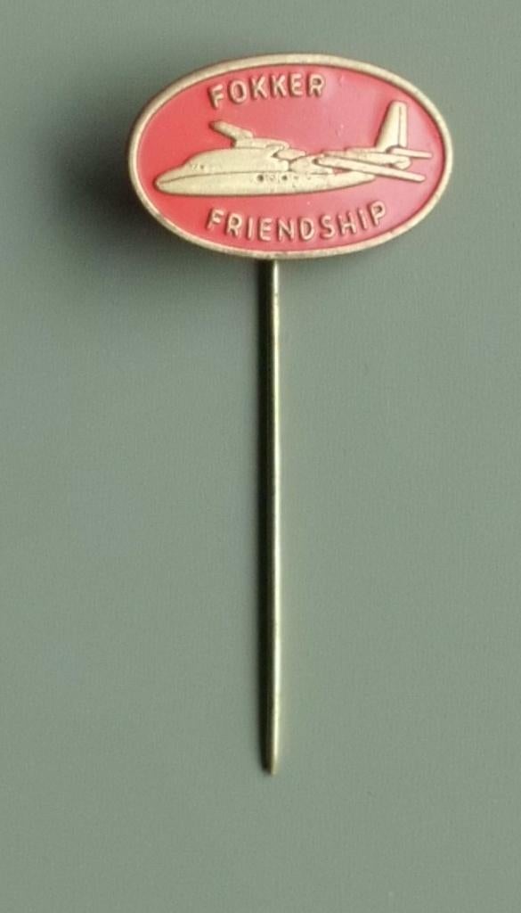 Fokker Friendship - vliegtuig - metaal, Ophalen of Verzenden, Zo goed als nieuw, Transport, Speldje of Pin