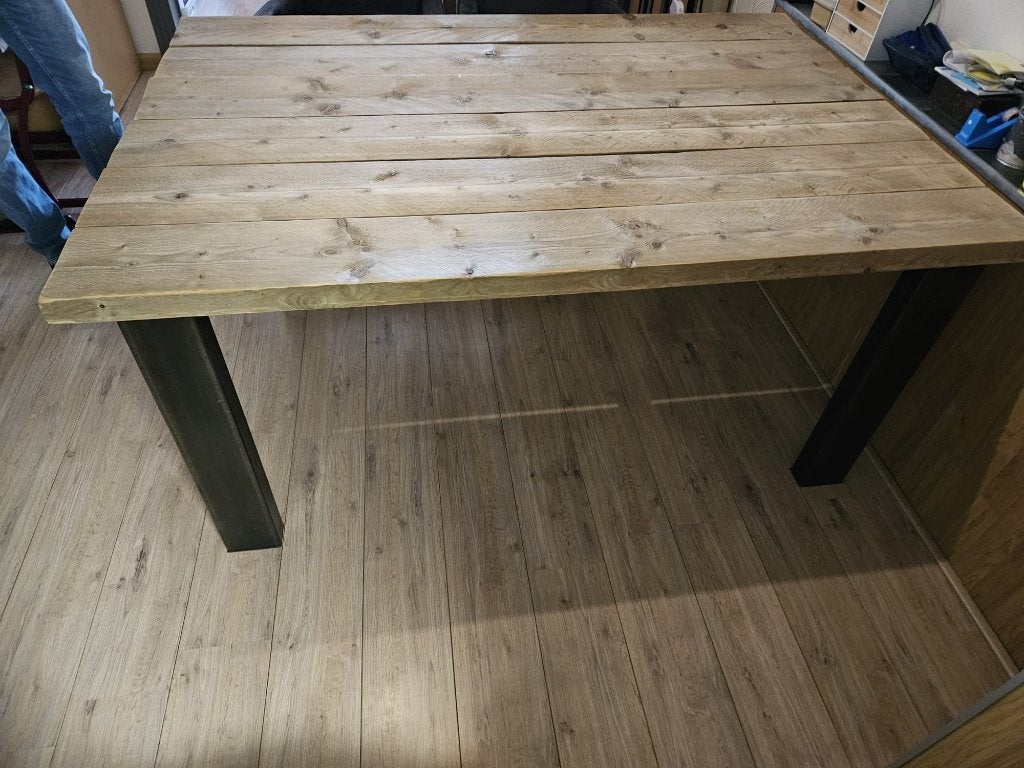 Steigerhouten tafel 170x120  met stalen poten, Ophalen of Verzenden, Gebruikt, Rechthoekig, Hout